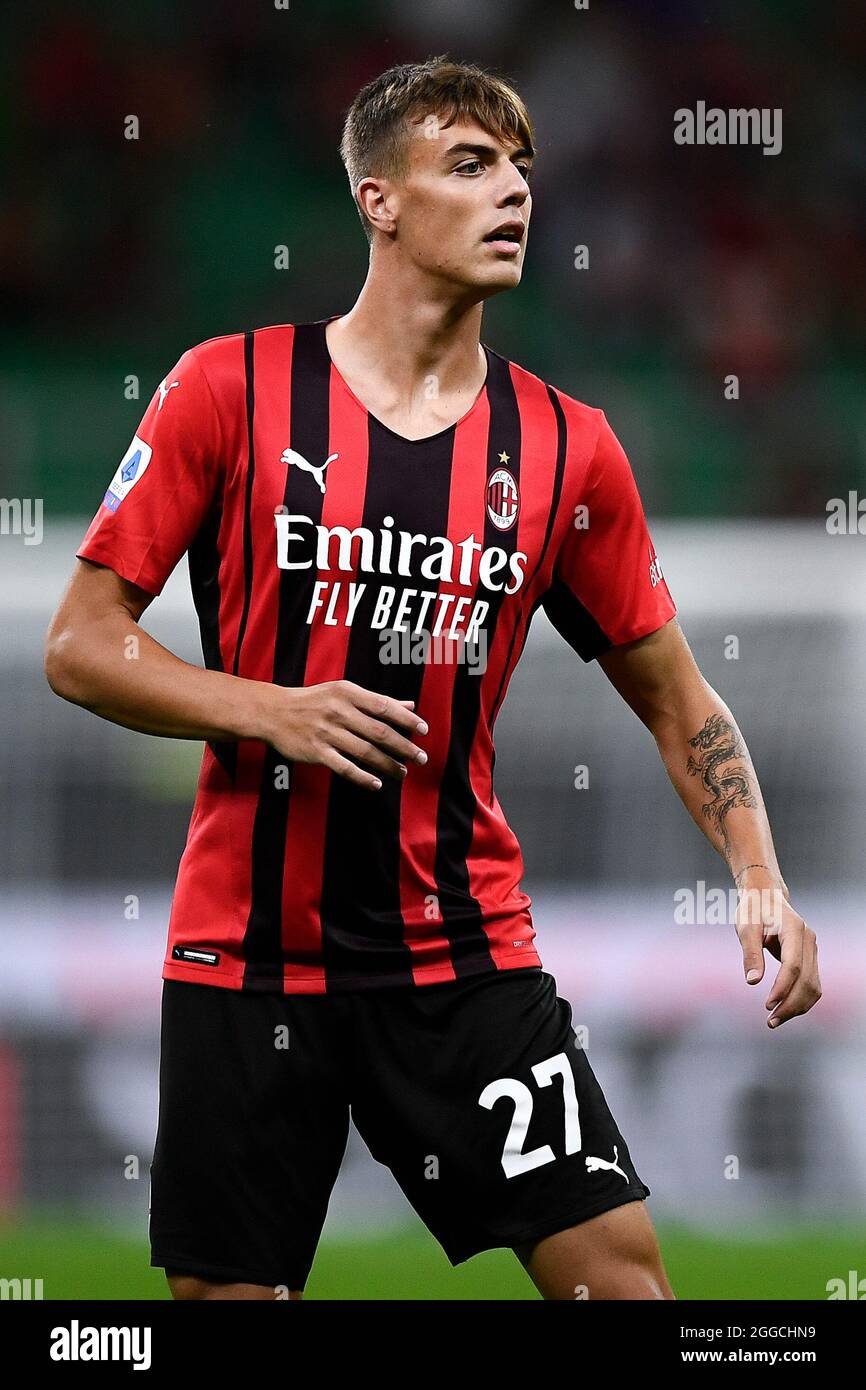 Maldini hi-res stock photography and images - Alamy