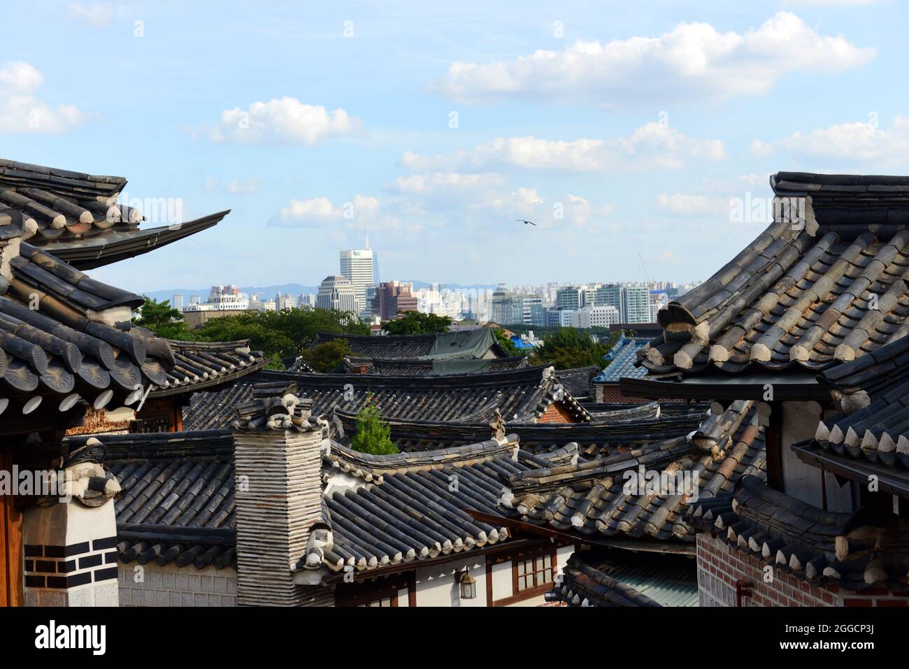 Traditional Korean wooden houses at the Bukchon Hanok Village in Seoul ...