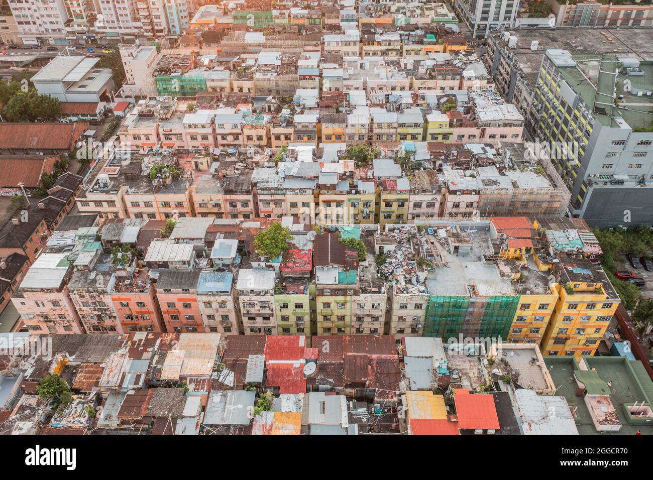 Kowloon Rooftops Amazing Colorful messy rooftop on dense old residential house in ...