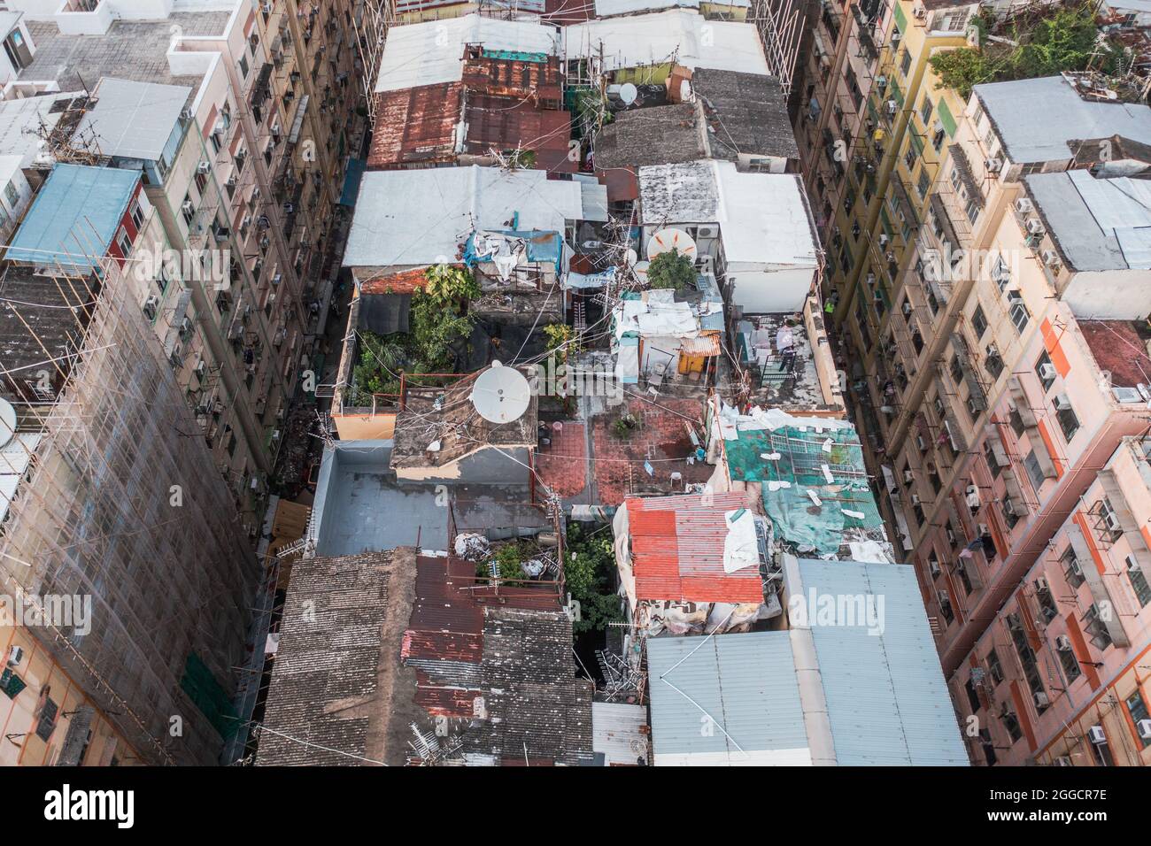 Kowloon Rooftops Amazing Colorful messy rooftop on dense old residential house in ...