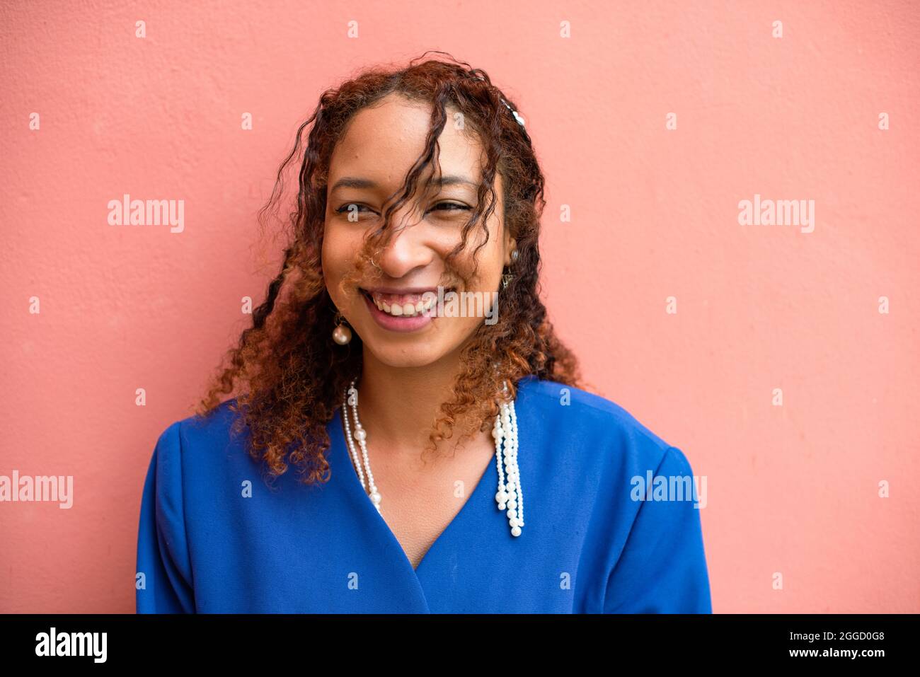Smile teeth hi-res stock photography and images - Alamy