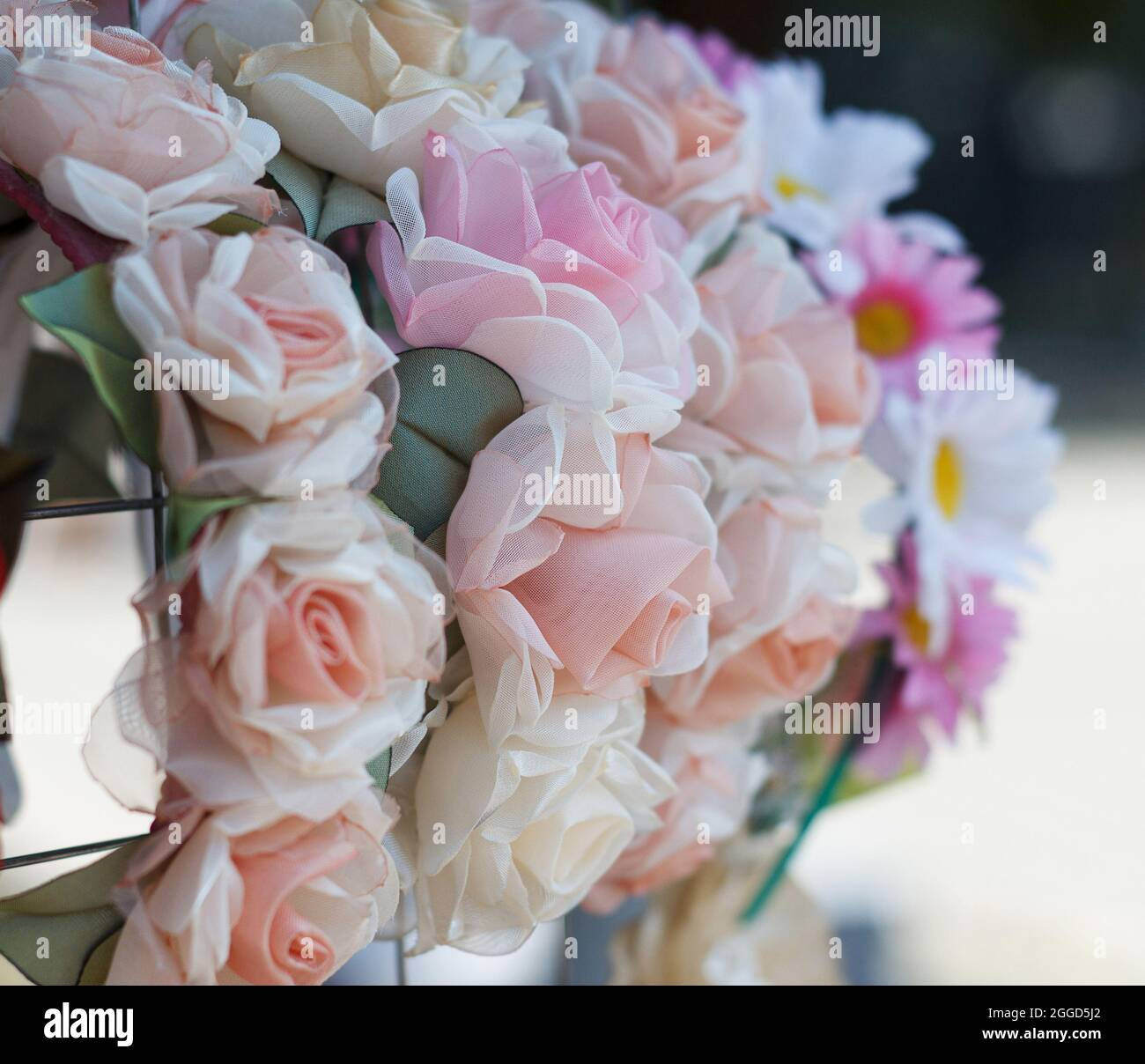 The Multi Flower Hoop - 2 Colors main image 0