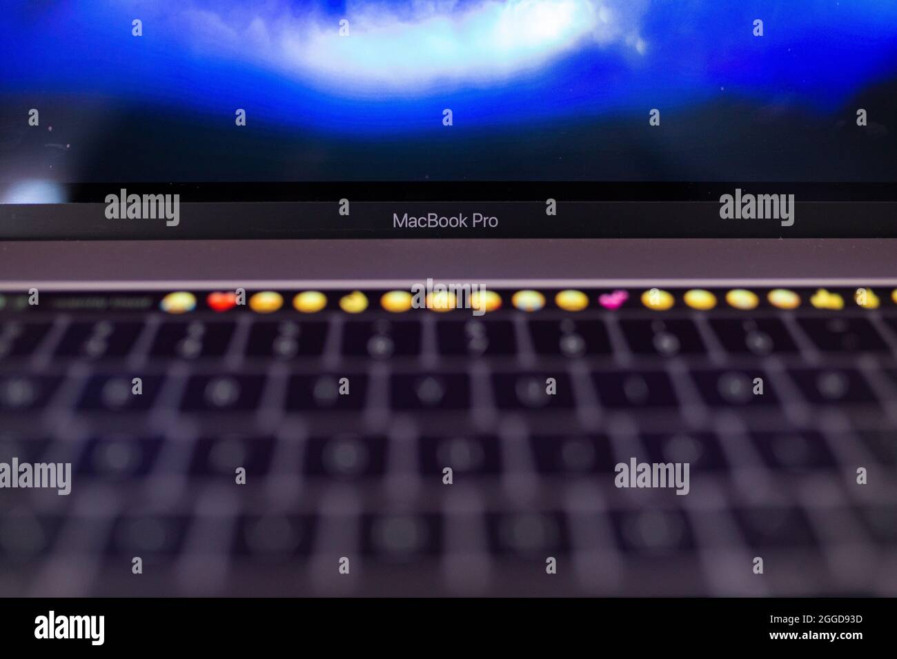 Macbook pro 2017 hi-res stock photography and images - Alamy