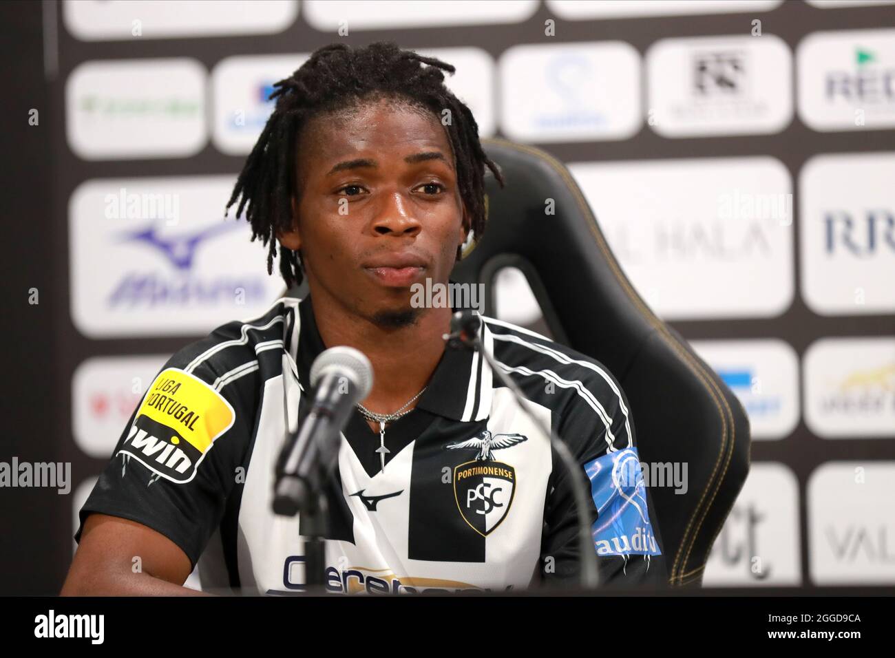 Portimão, 08/30/2021 - Portimão, this afternoon, presented the player  Abraham Ayomide Marcus, reinforcement for the 2021/22 season, at Portimão  EstÃdio. Abraham Ayomide Marcus; (Carlos Vidigal / Global Images/Sipa USA  Stock Photo - Alamy