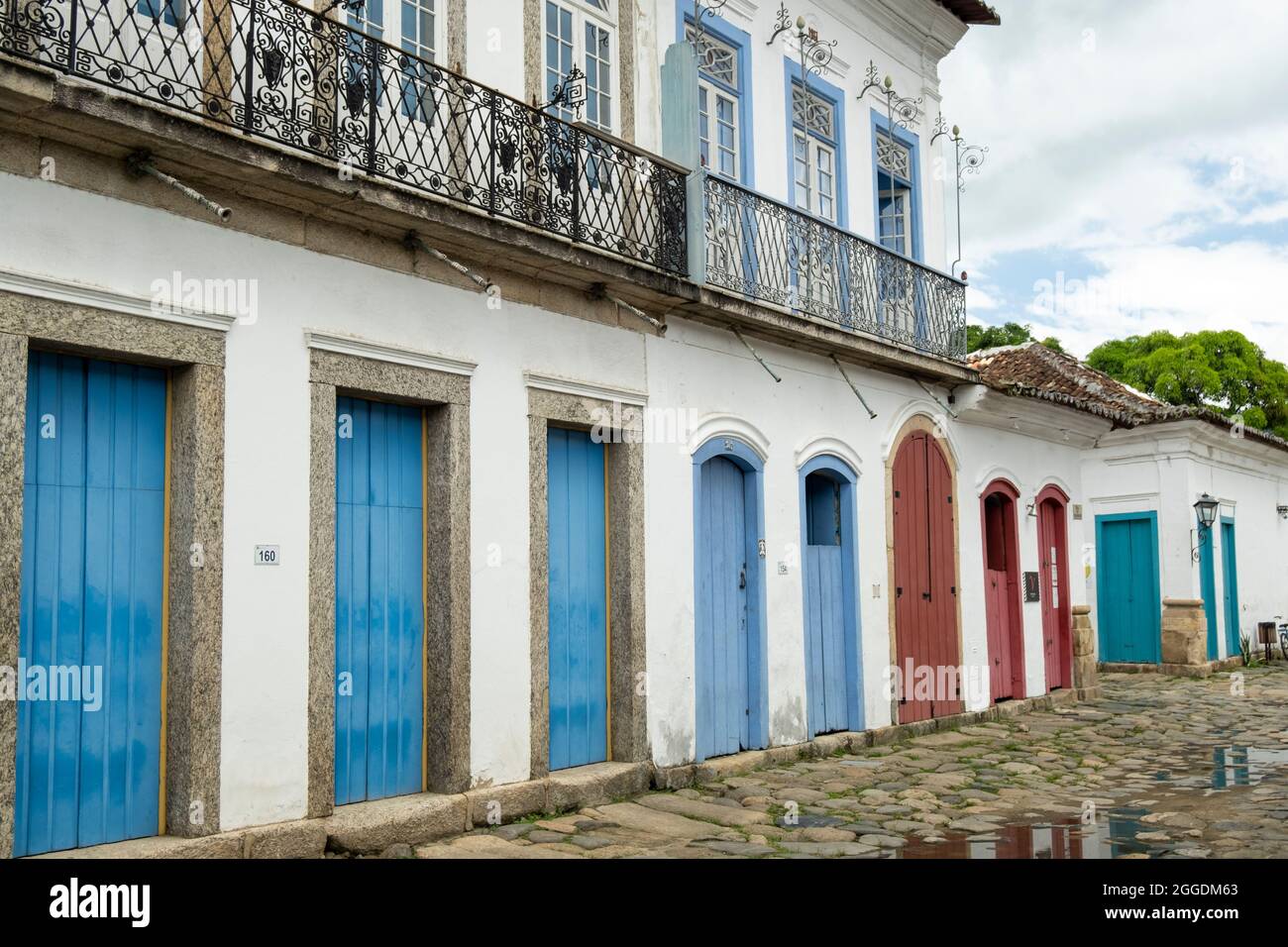 Streets and houses of historical center in Paraty, Rio de Janeiro ...