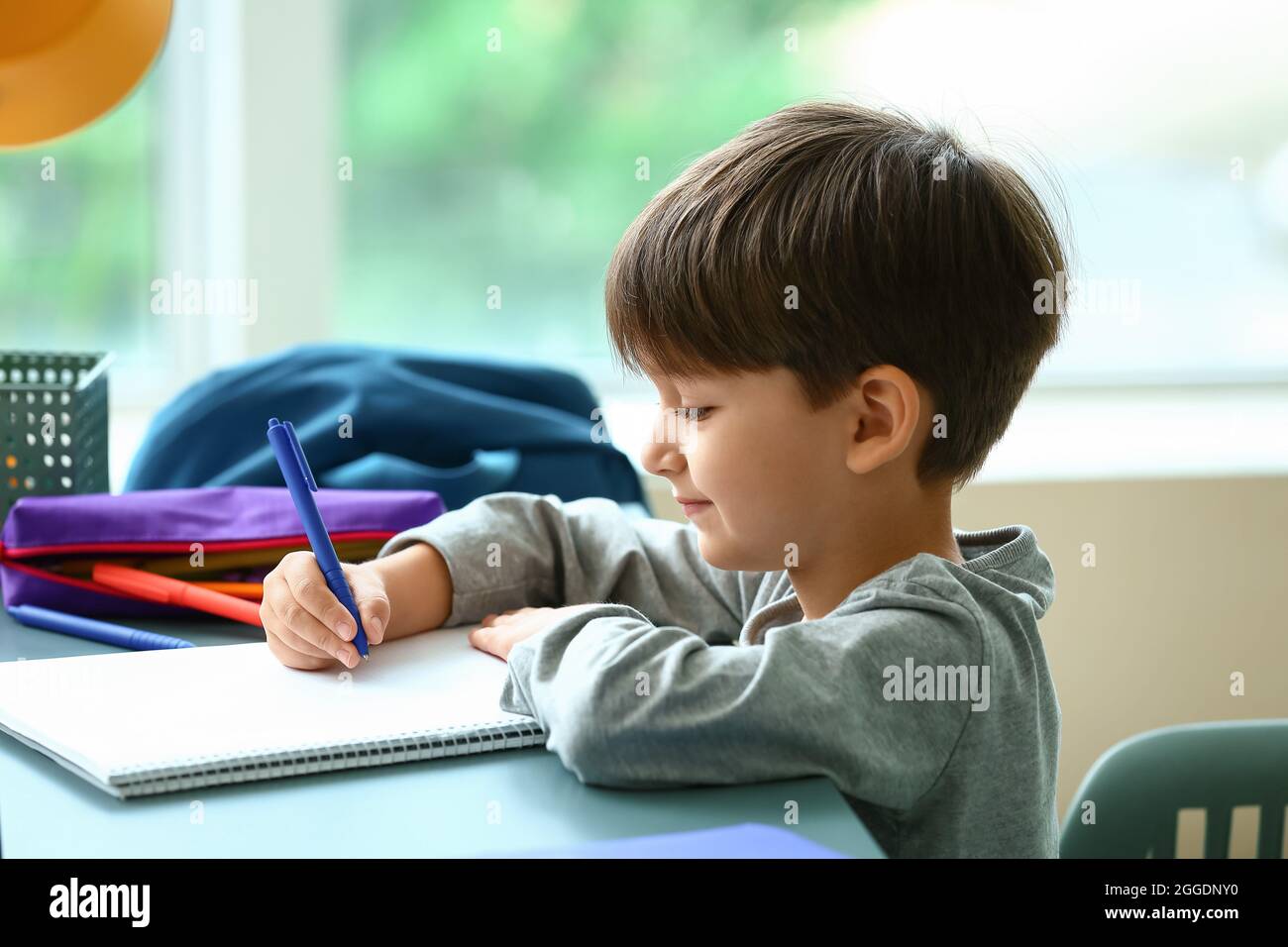 Ordinary schoolboy hi-res stock photography and images - Alamy