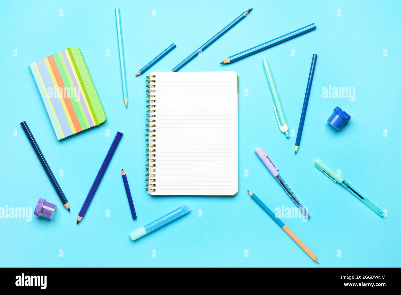 Mockup stationery supplies color hi-res stock photography and images ...