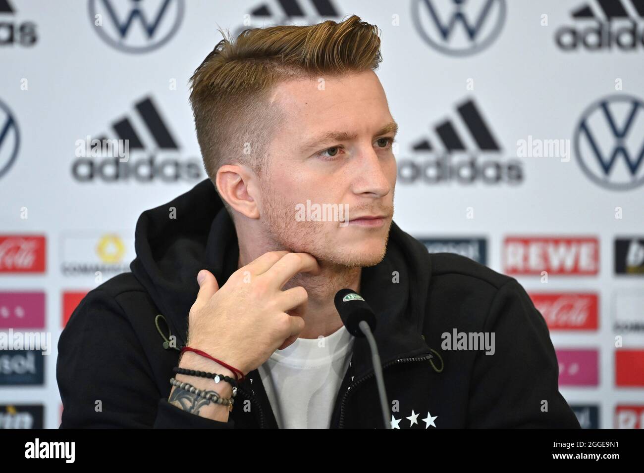 Marco Reus rejected huge money at worlds biggest clubs says Dortmund  chief  Eurosport