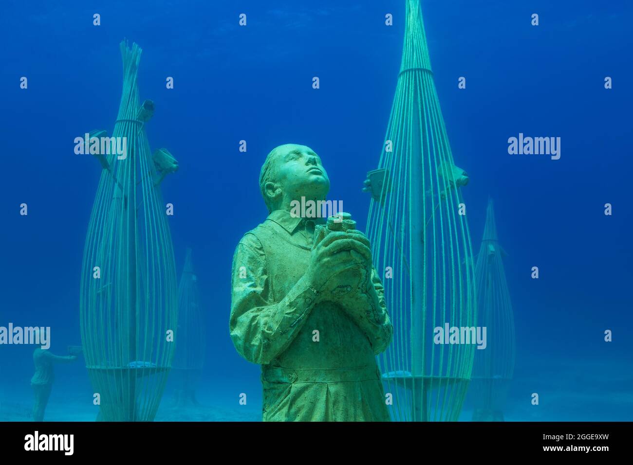 Museum of Underwater Sculpture, Art work sculptor Jason de Caires