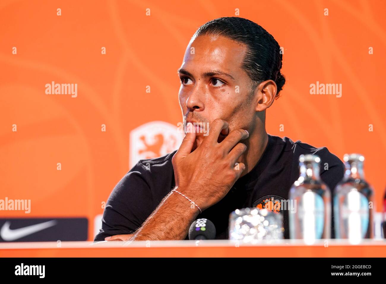 ZEIST, NETHERLANDS - AUGUST 31: KNVB Logo during the Netherlands Press  Conference at KNVB Campus on August 31, 2021 in Zeist, Netherlands (Photo  by Jeroen Meuwsen/Orange Pictures Stock Photo - Alamy