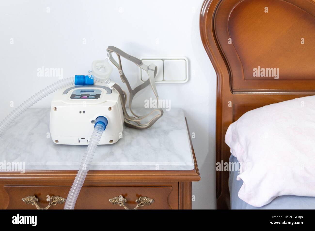 Medicine on bedside table hires stock photography and images Alamy
