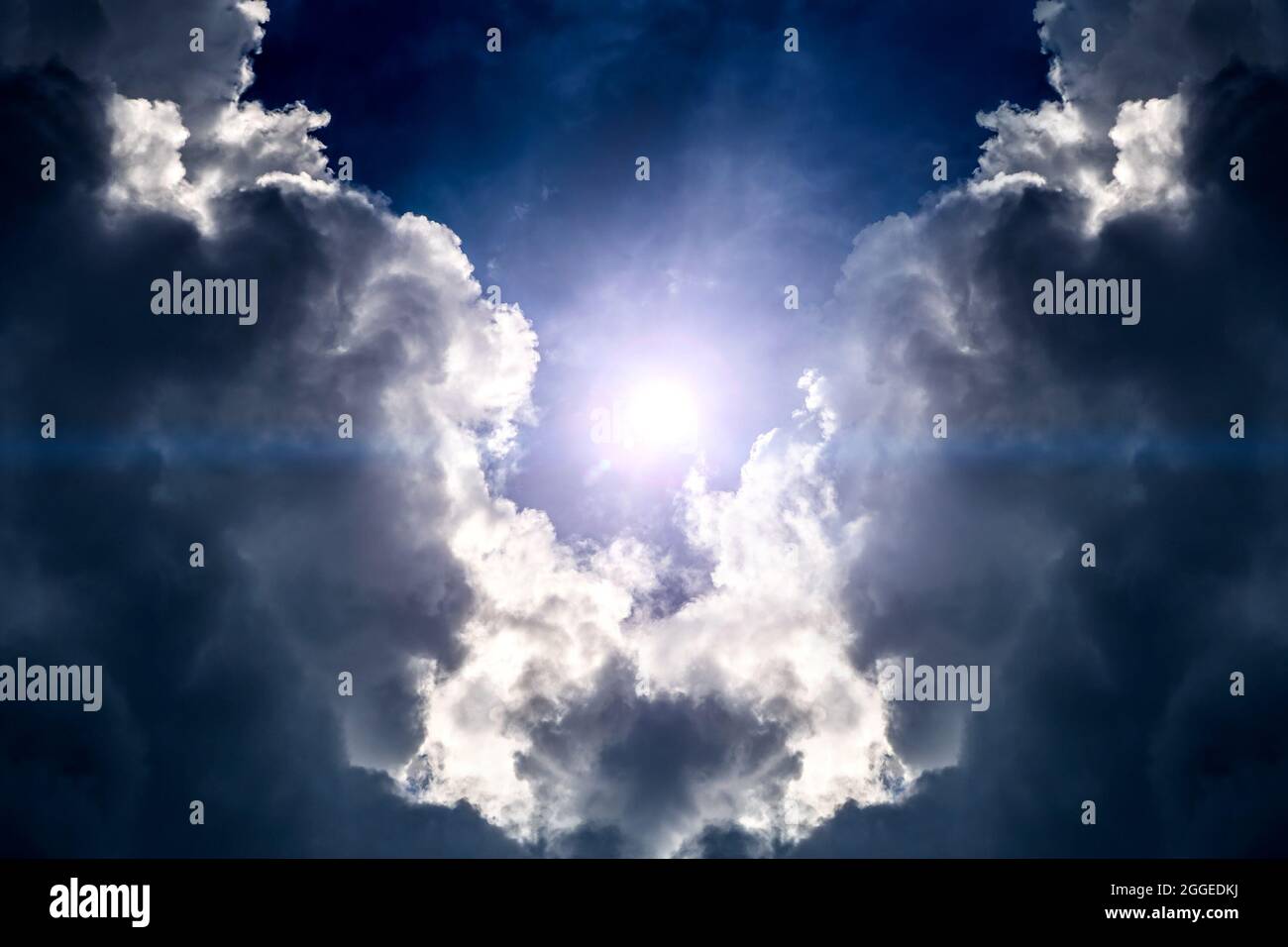 Dramatic Cloudscape Background with Sun and Sky Stock Photo - Alamy