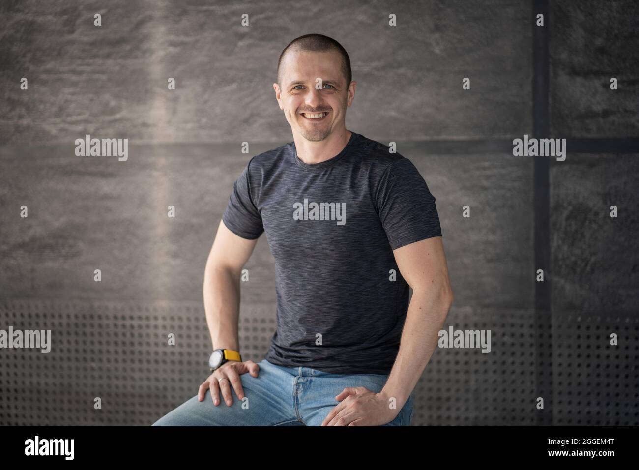 Caucasian smiling man guy adult hi-res stock photography and images - Alamy