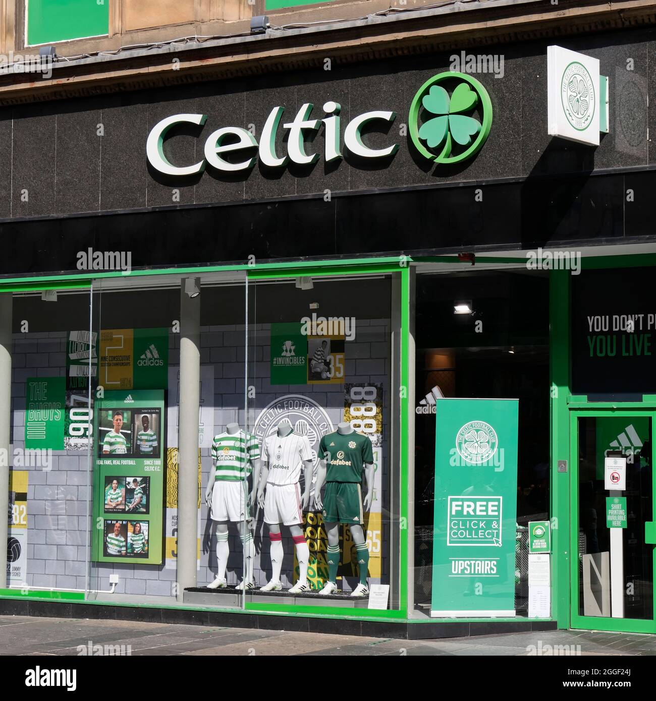 Celtic supporters shop, Argyll Street,Glasgow city centre, Scotland,UK  Stock Photo - Alamy