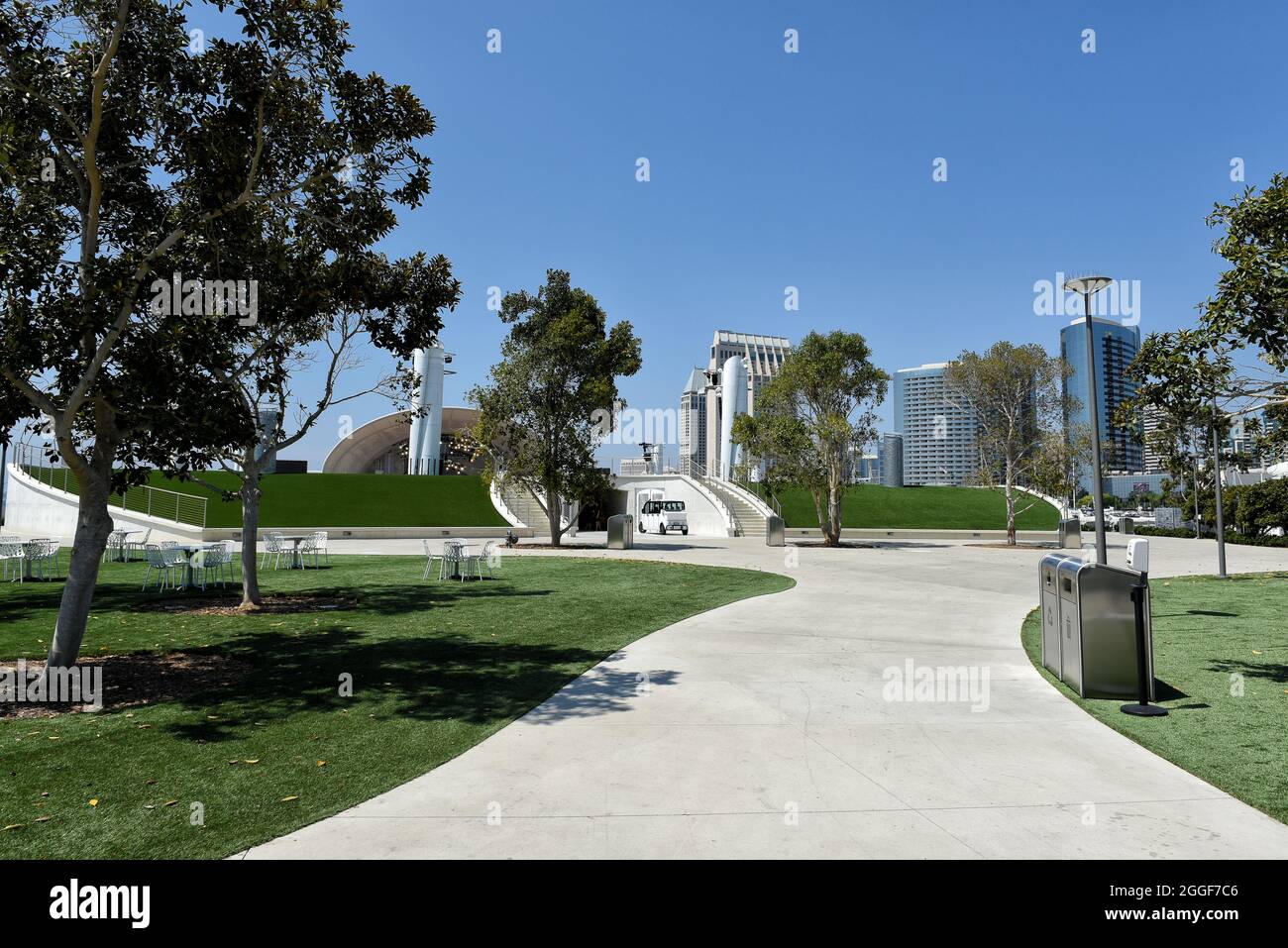 SAN DIEGO, CALIFORNIA - 25 AUG 2021: Grounds at the Rady Shell in Jacobs Park. Stock Photo