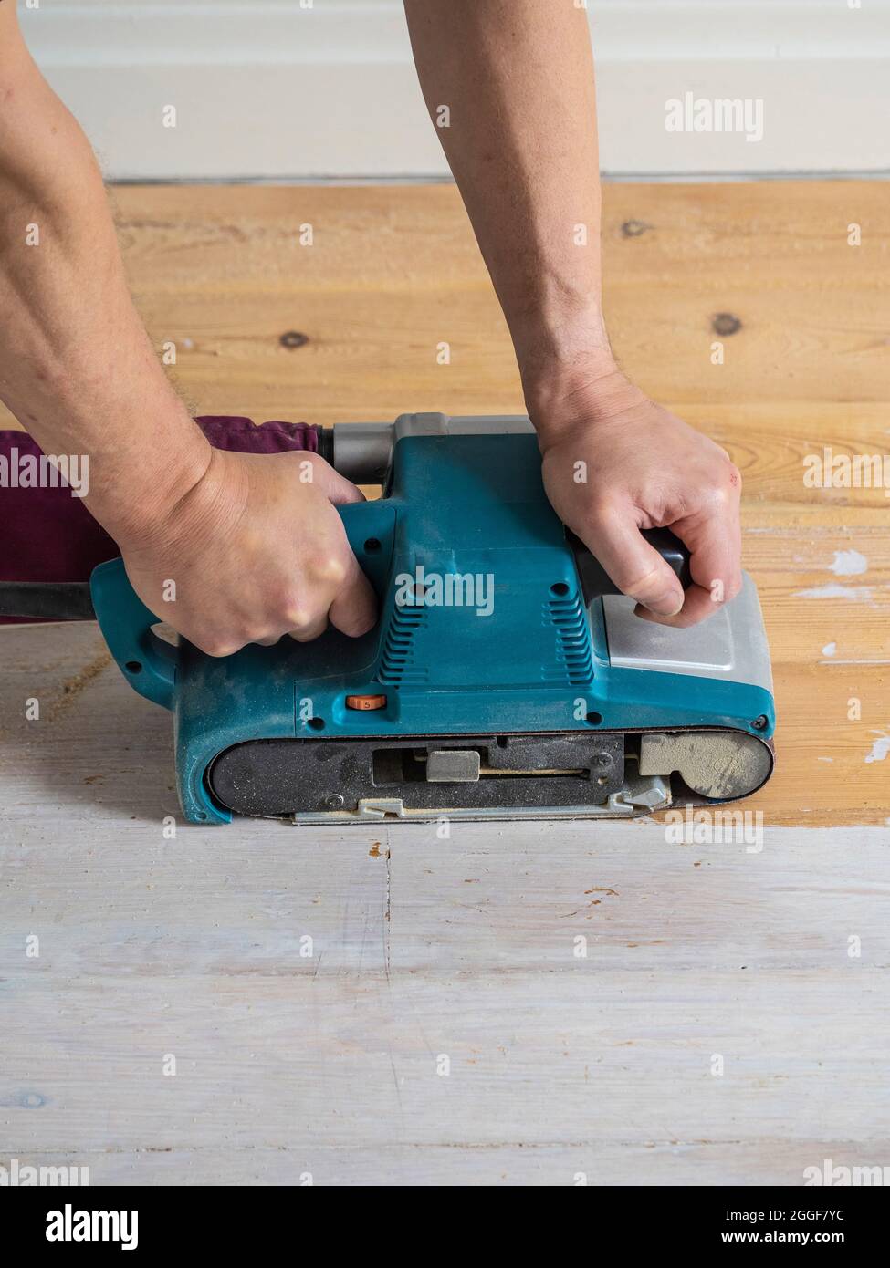 Belt sander to remove paint deals
