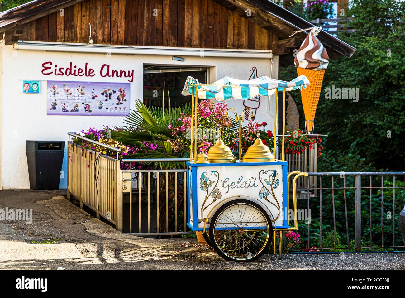 Italian ice cream parlor with a classic sales cart in schenna, south tyrol, Italy Stock Photo