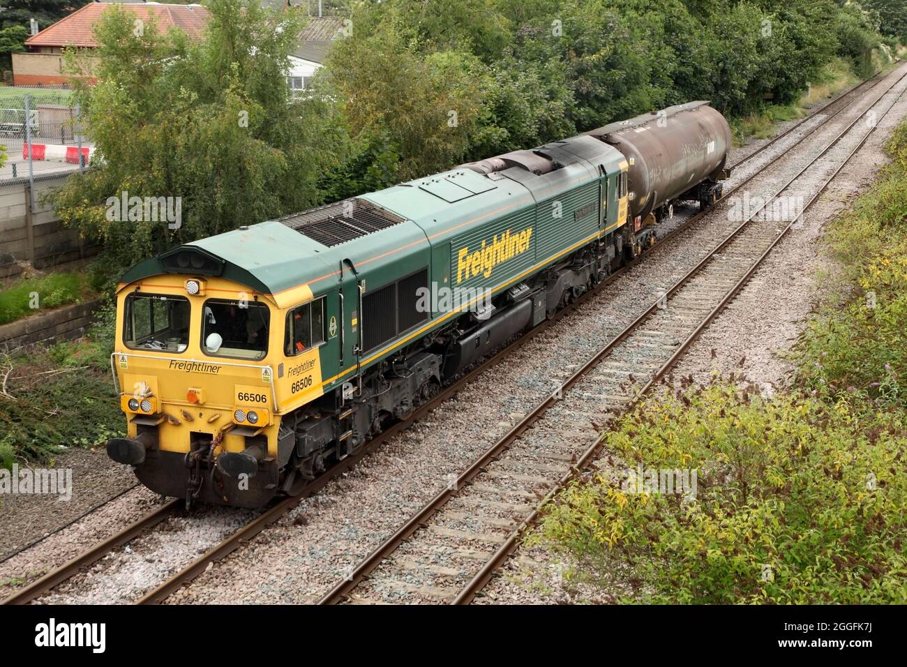 Freightliner Class 66 loco 66506 'Crewe Regeneration' hauling the one-wagon 0914 Ipswich to Lindsey Oil Refinery service through Scunthorpe: 31/8/21. Stock Photo