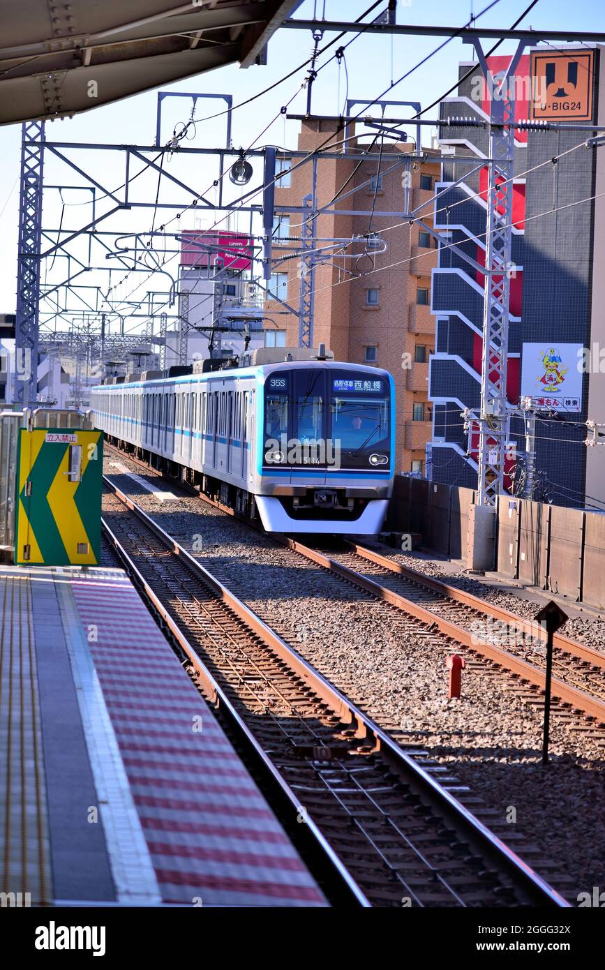 Tozai Line Tokyo High Resolution Stock Photography And Images Alamy Tozai Line Tokyo High Resolution Stock Photography And Images Alamy