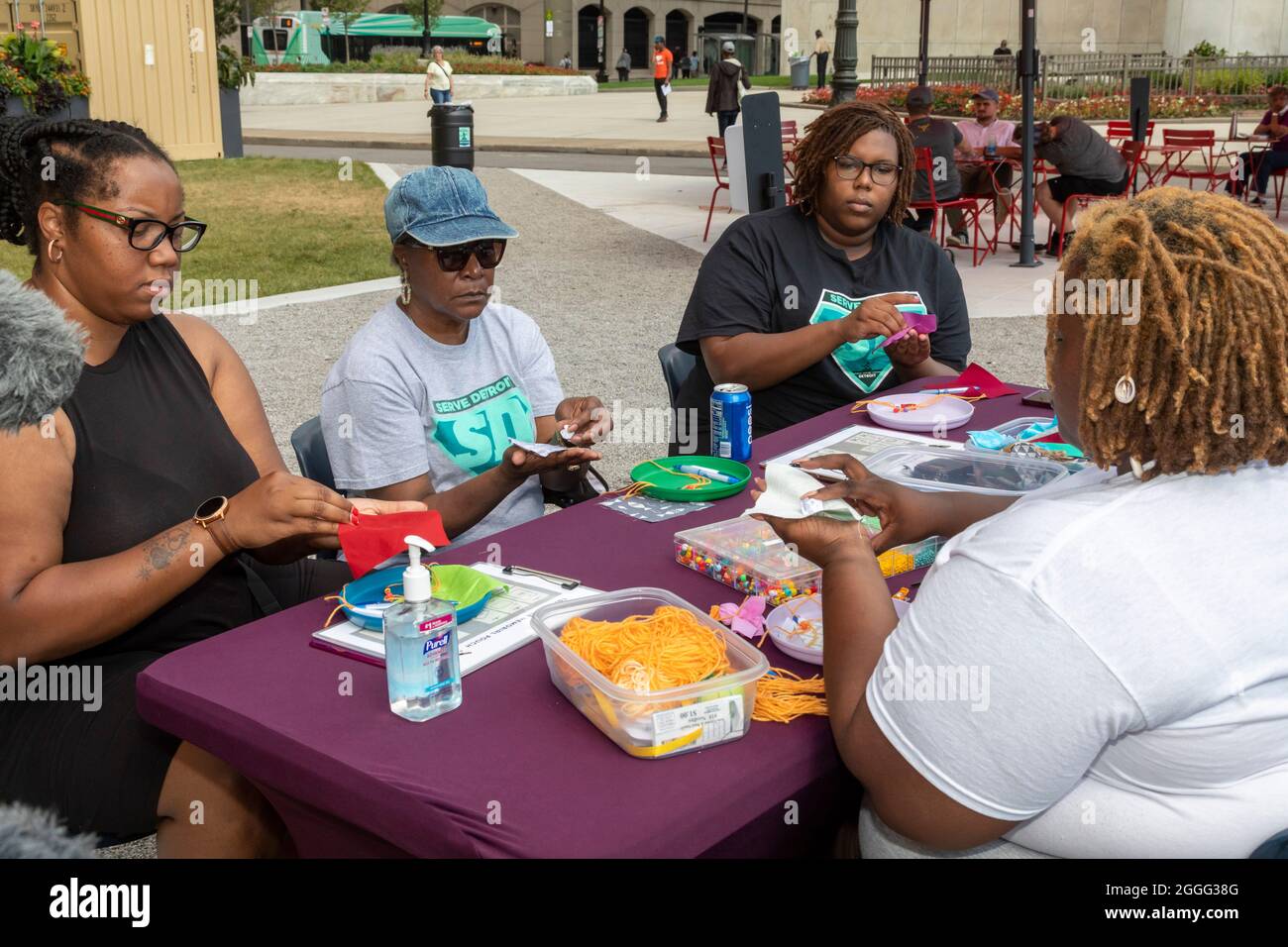 Detroit, Michigan, USA. 31st Aug, 2021. A memorial to help the community heal from the covid pandemic is being hand-made by hundreds of Detroit-area residents. The Healing Memorial consists of colorful fabric pouches containing hand-written messages about lost loved ones. The memorial will be on display for one year at the city's TCF convention center. Credit: Jim West/Alamy Live News Stock Photo