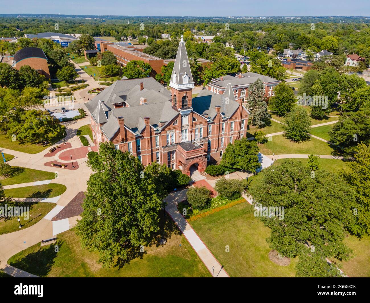 Aerial photograph of Drake University, a liberal arts university in Des