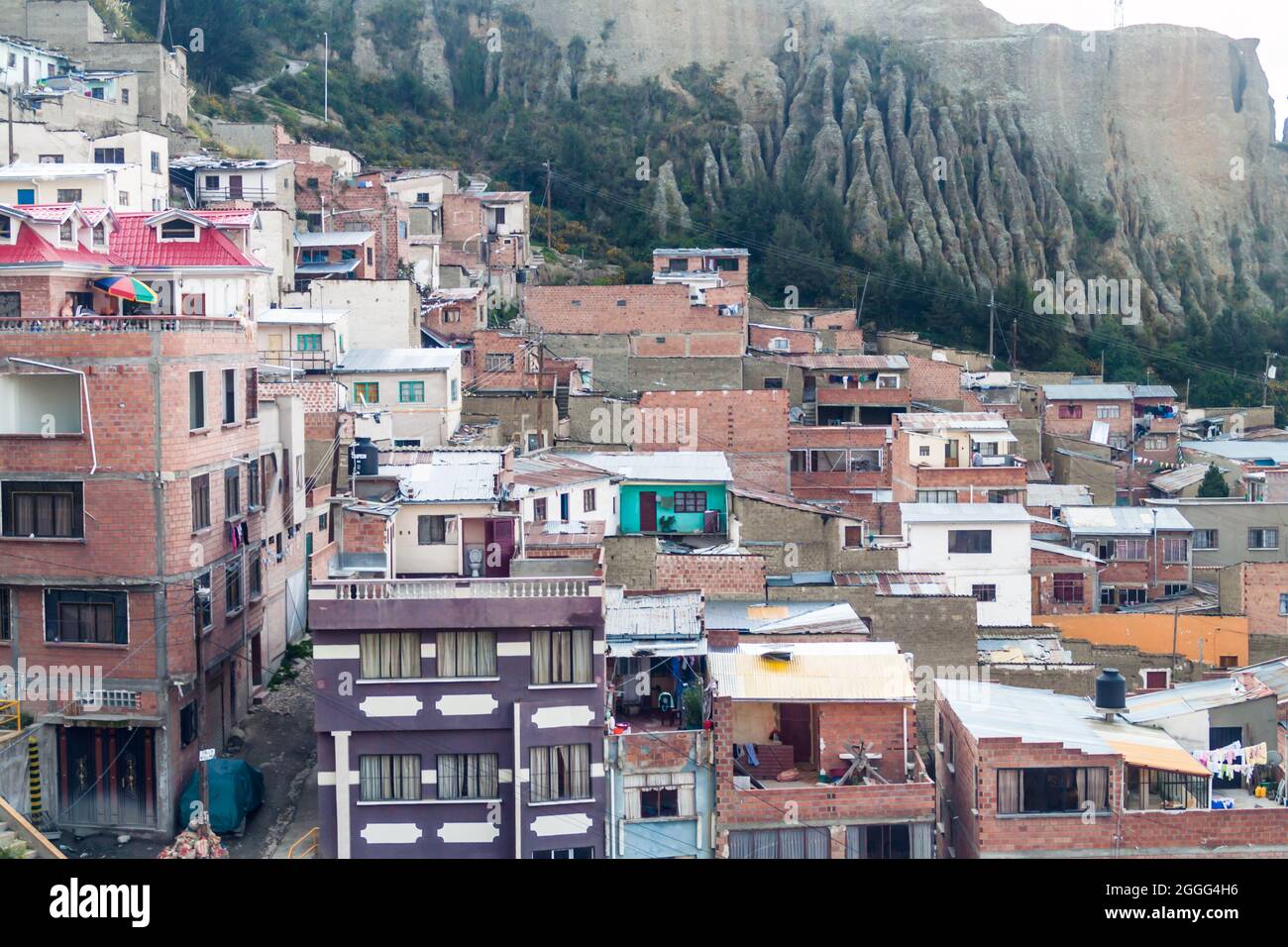 Houses on a steep slope in La Paz, Bolivia Stock Photo - Alamy