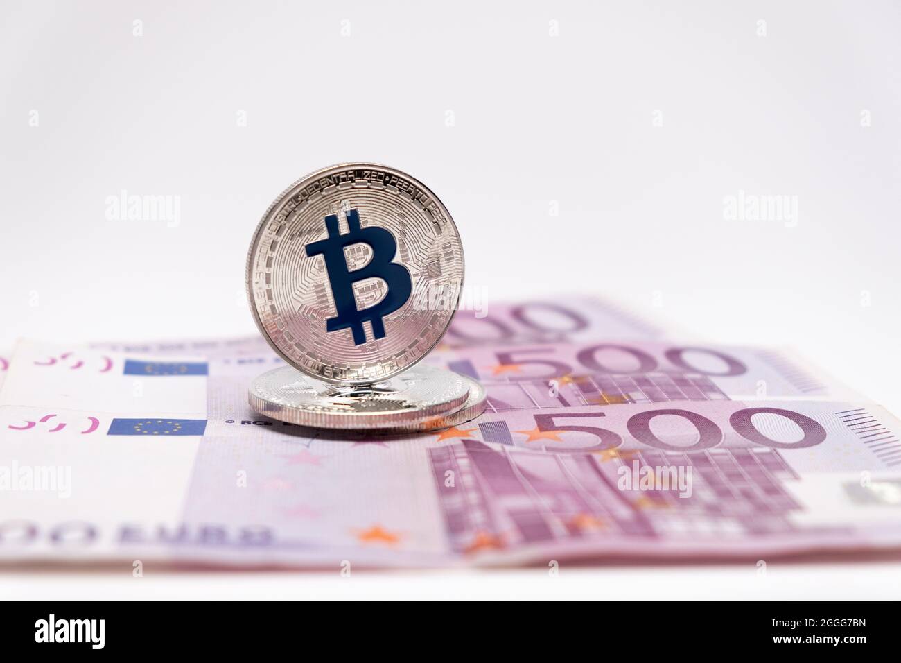 500 euros light hi-res stock photography and images - Alamy