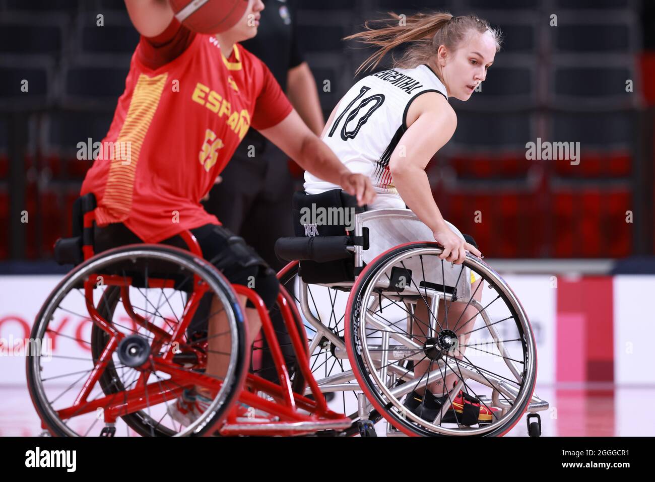 Tokyo, Japan. 31st Aug, 2021. Lisa Bergenthal (GER) Wheelchair Basketball :  Women's Quarter-final match between Germany 57-33 Spain during the Tokyo  2020 Paralympic Games at Ariake Arena in Tokyo, Japan . Credit: