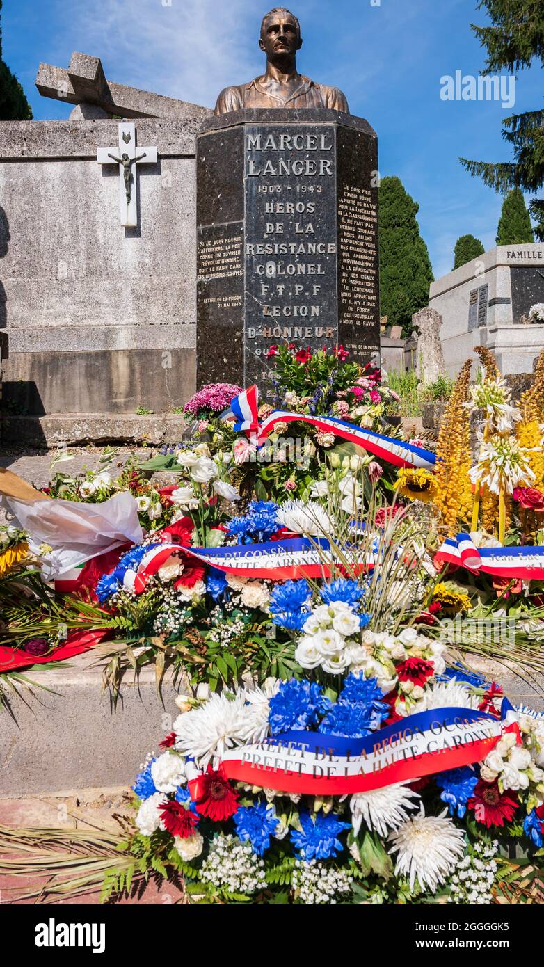 The tomb of Michel Langer at the cimetière Terre-Cabade in Toulouse, southern France Stock Photo