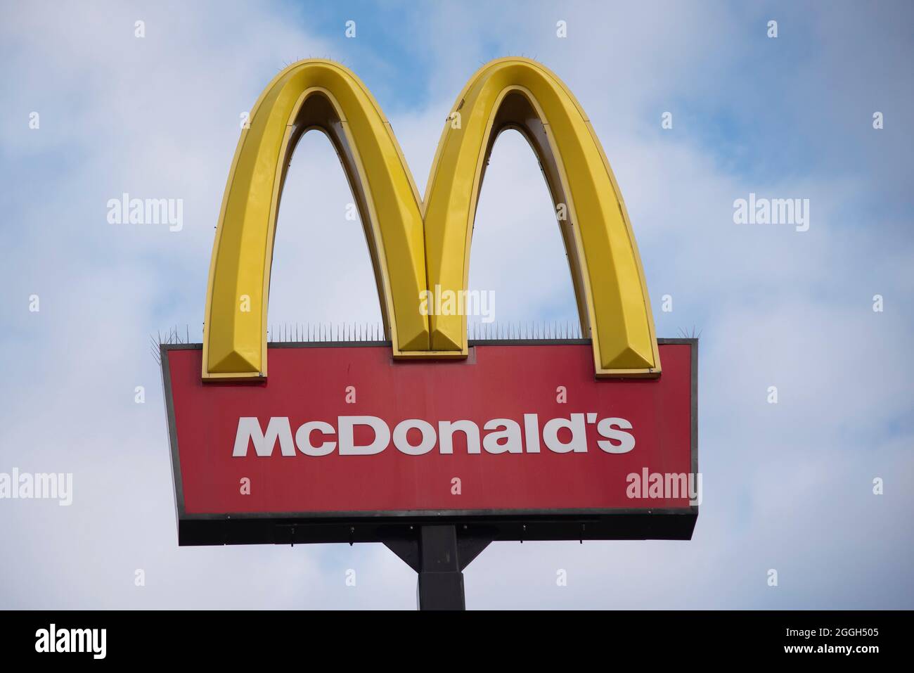 London, UK. 01st Sep, 2021. A McDonalds in East London has pulled milkshakes and all fizzy drinks from its menu due to a shortage of lorry drivers, affecting its 1,250 outlets in England, Scotland and Wales in London, UK on September 1, 2021. Photo by Claire Doherty/Sipa USA) Credit: Sipa USA/Alamy Live News Stock Photo