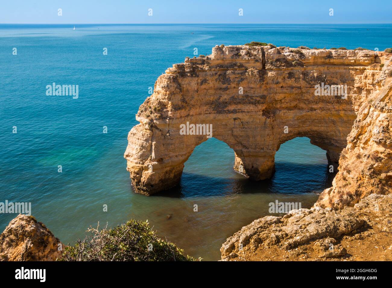 Elephant rock Algarve Portugal Stock Photo - Alamy