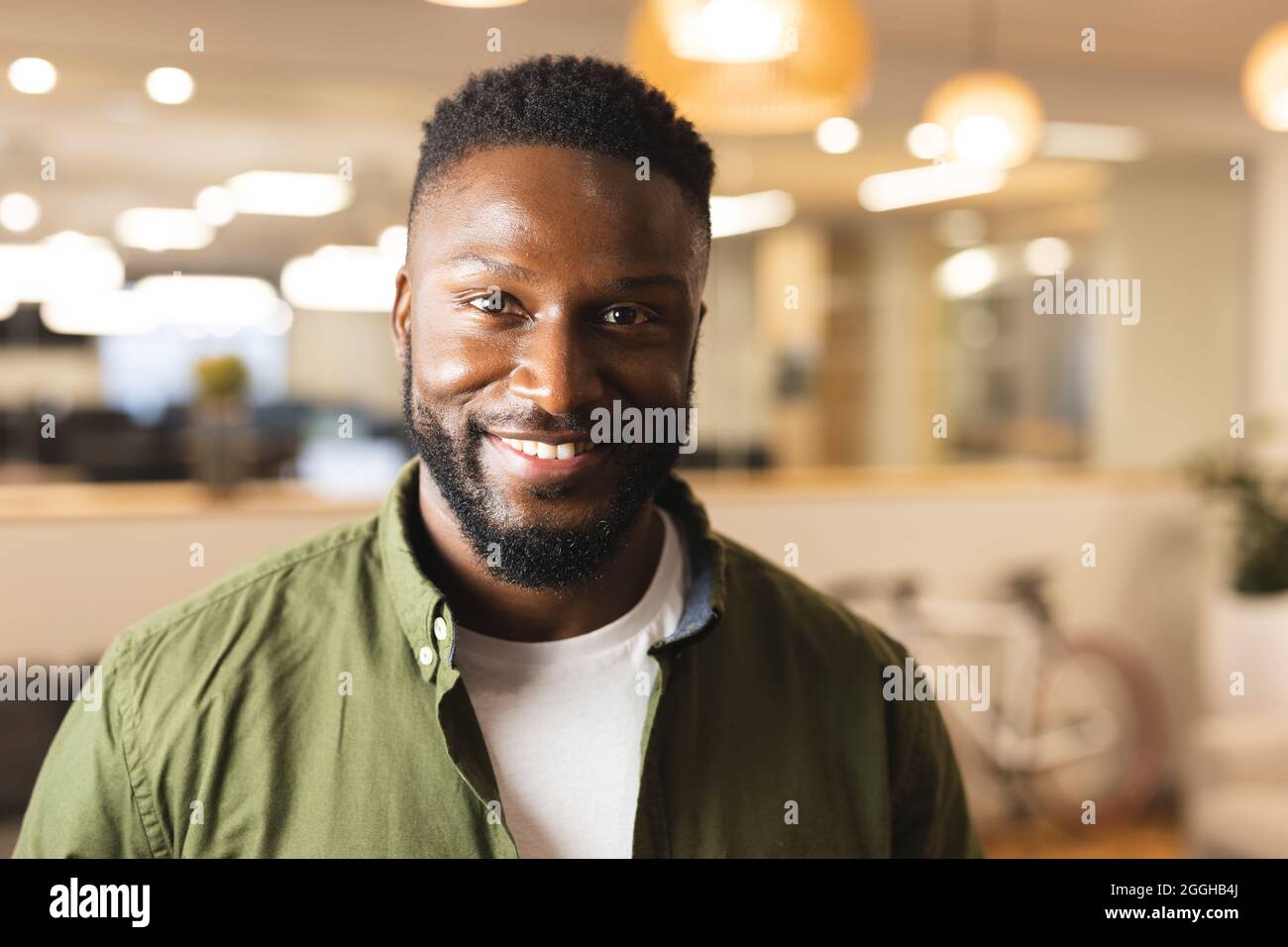 Smiling african american male hi-res stock photography and images - Alamy