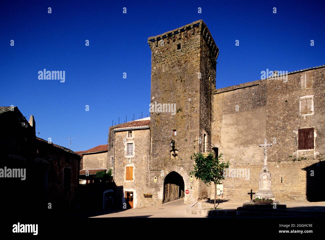FRANCE. AVEYRON (12) STE EULALIE DE CERNON VILLAGE