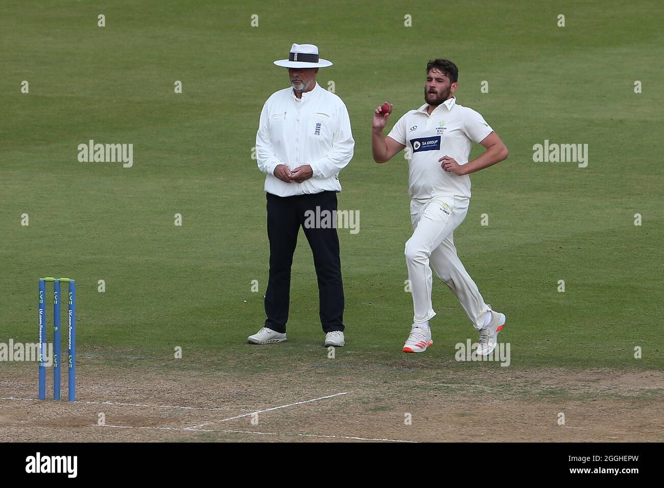 Lukas Carey in bowling action for Glamorgan during Glamorgan CCC vs Essex  CCC, LV Insurance County Championship Division 2 Cricket at the Sophia  Garde Stock Photo - Alamy