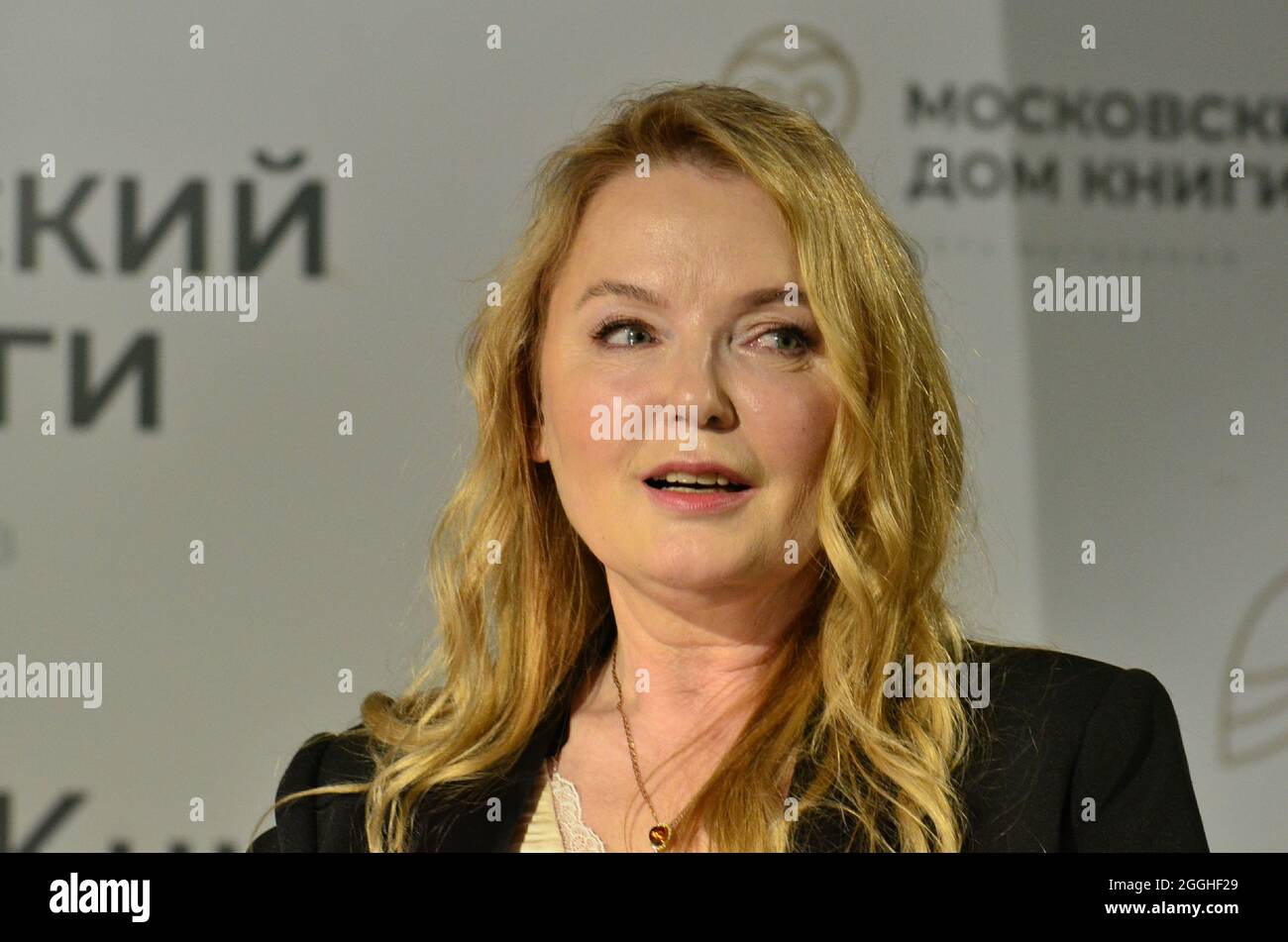 Salqin KBRdagi samimiy salonlar