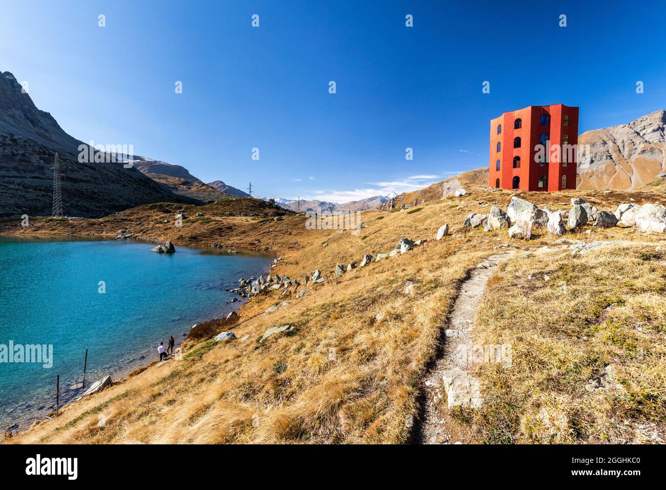 Im Herbst am Julierpass ins Engadin in der Schweiz Stock Photo