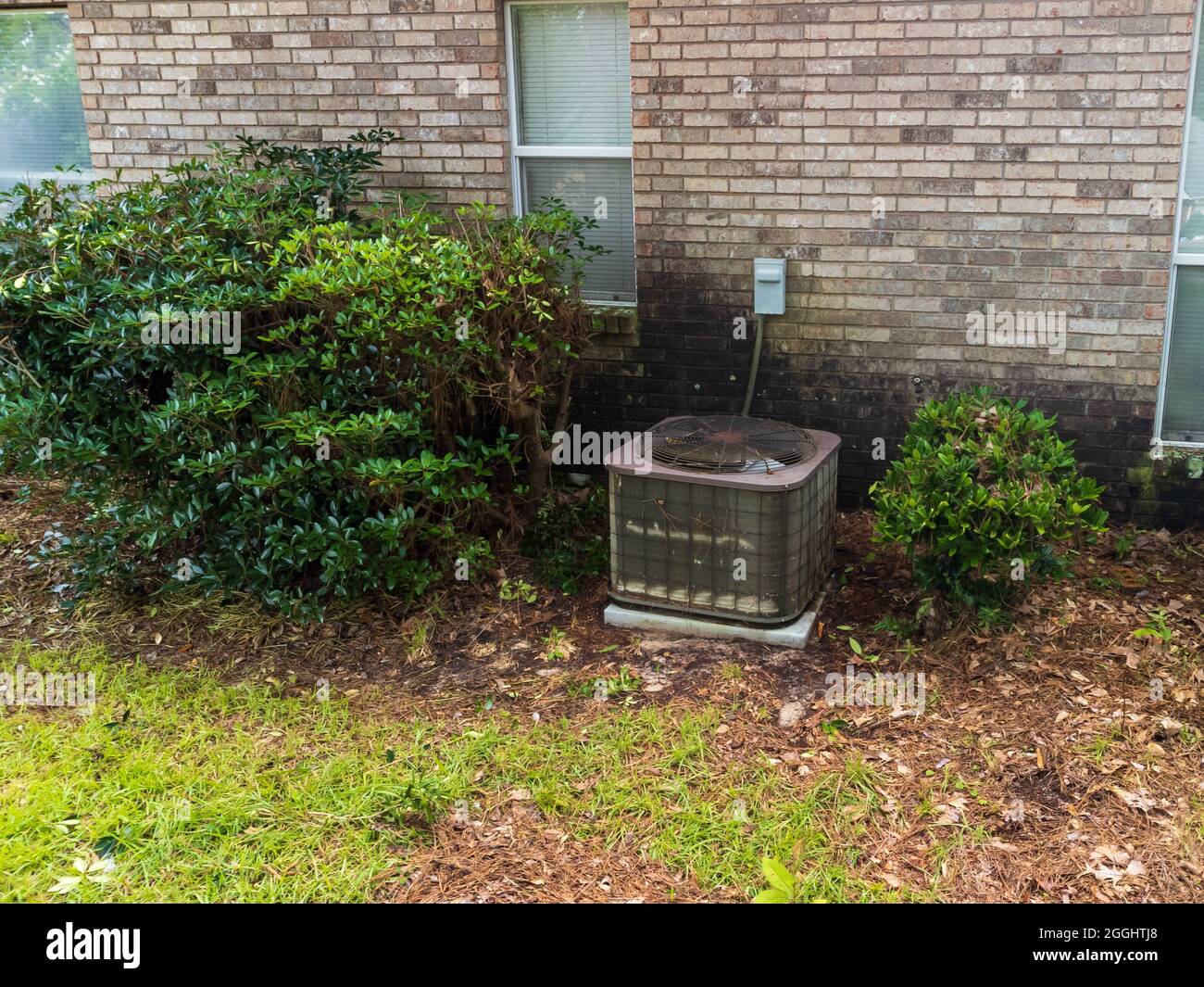 Old HVAC Unit in need of Maintenance Stock Photo Alamy