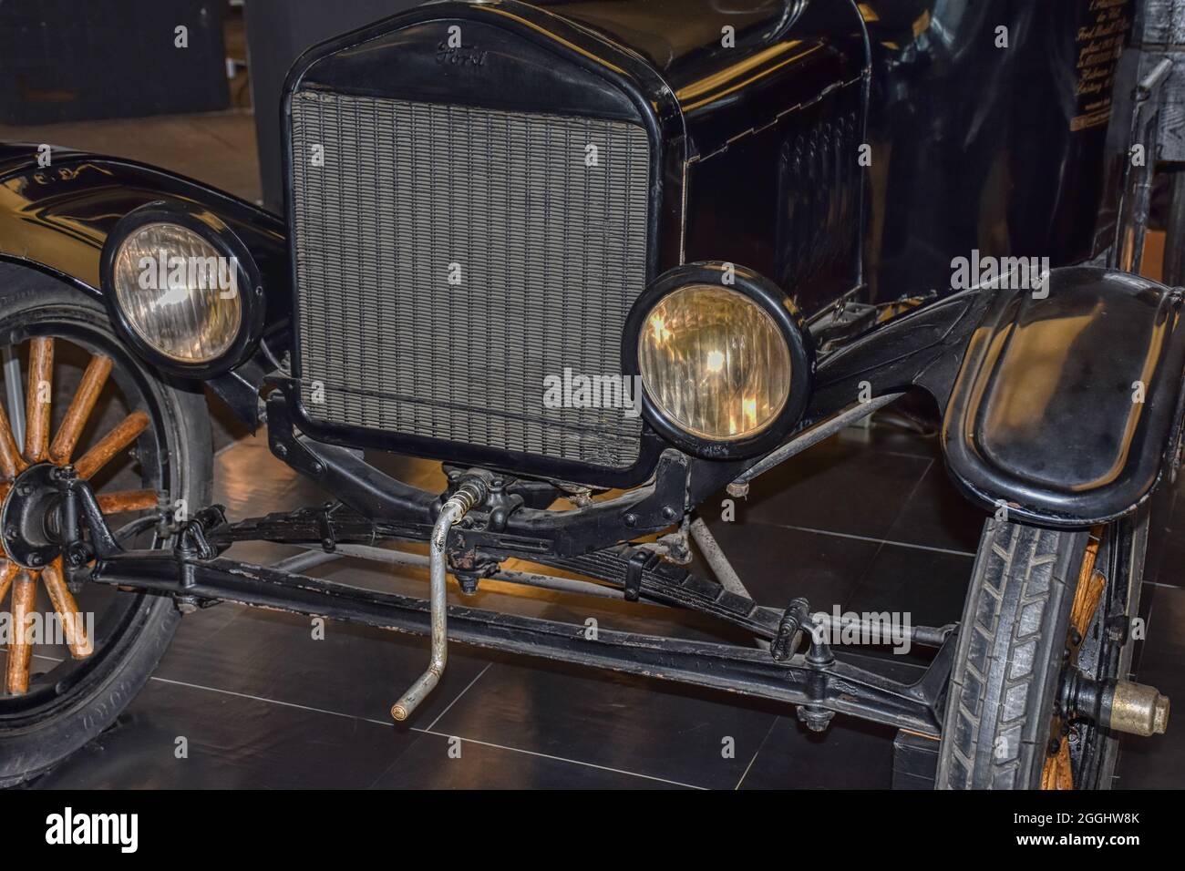 Scheinwerfer High Resolution Stock Photography and Images - Alamy