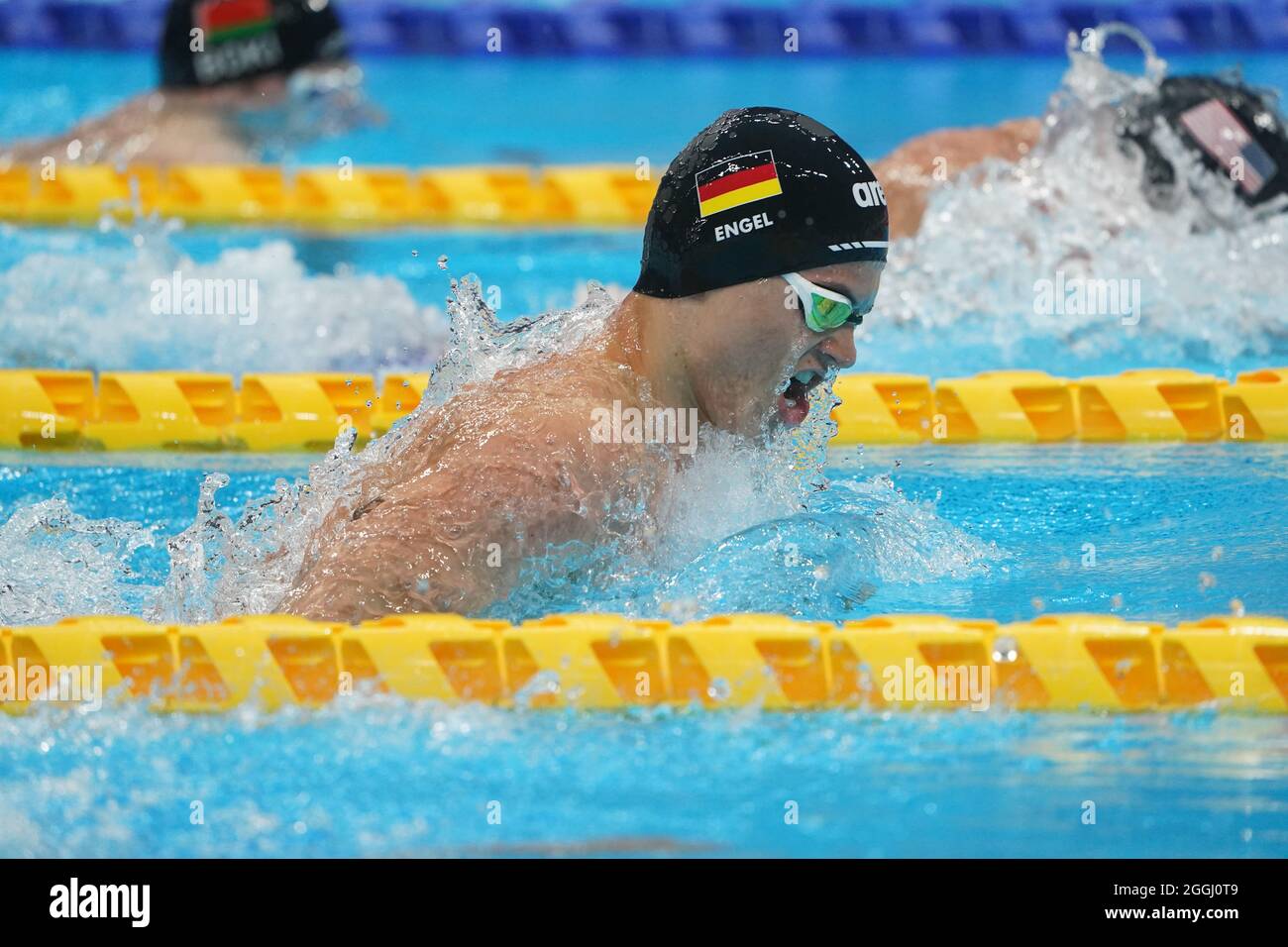 Paralympics swimming hi-res stock photography and images - Alamy