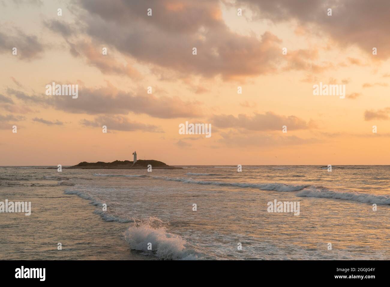 Ogliastro bay hi-res stock photography and images - Alamy