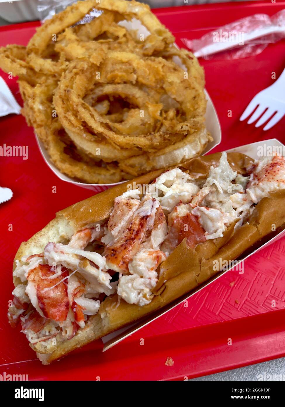 Fish Net Restaurant in Blue Hill, Maine is a Lowkey roadside