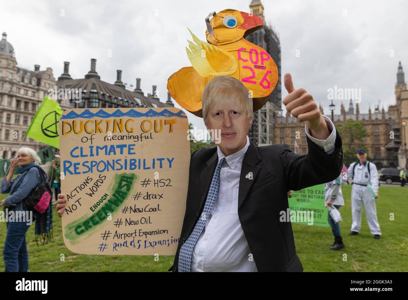 1st Sept, 2021. London, UK. A climate activist dressed in a duck hat ...