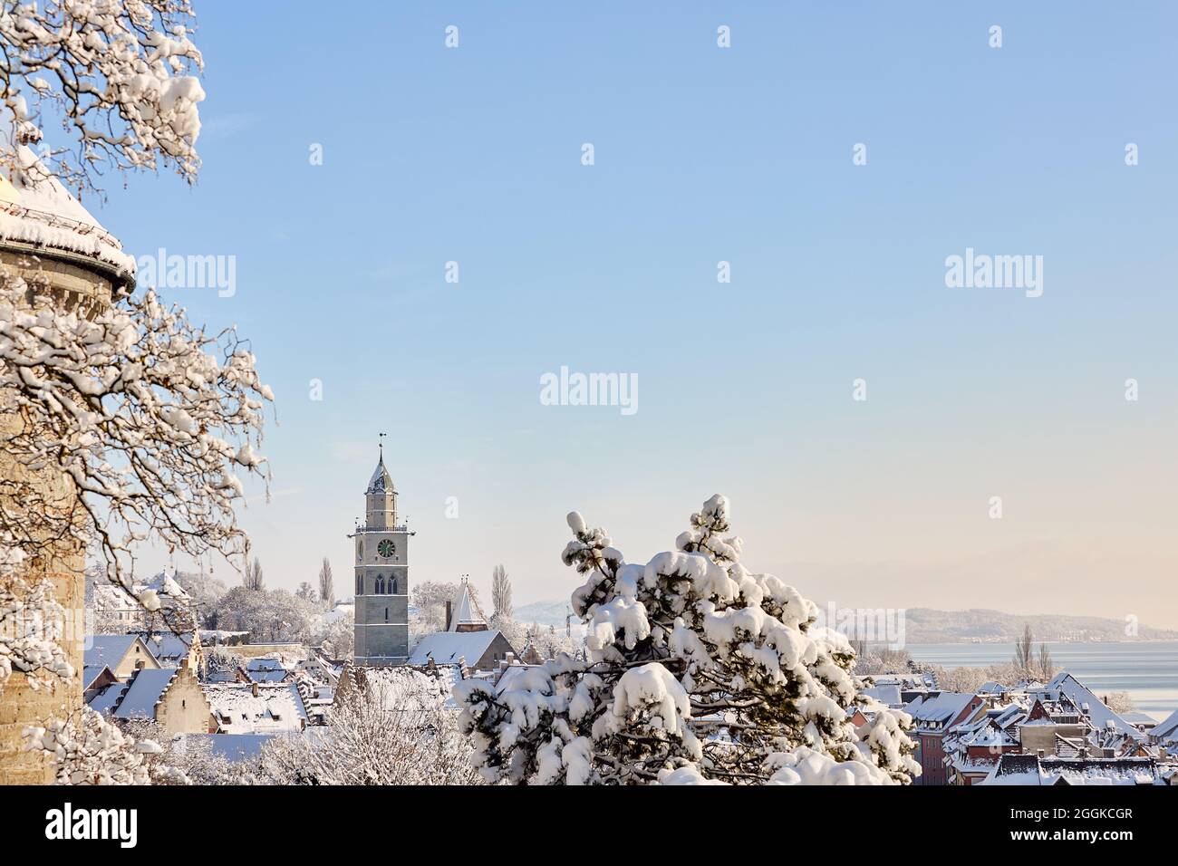 Germany, Baden-Wuerttemberg, Lake Constance, Überlingen on Lake Constance, winter landscape, view from the city park towards St. Nikolaus Minster Stock Photo