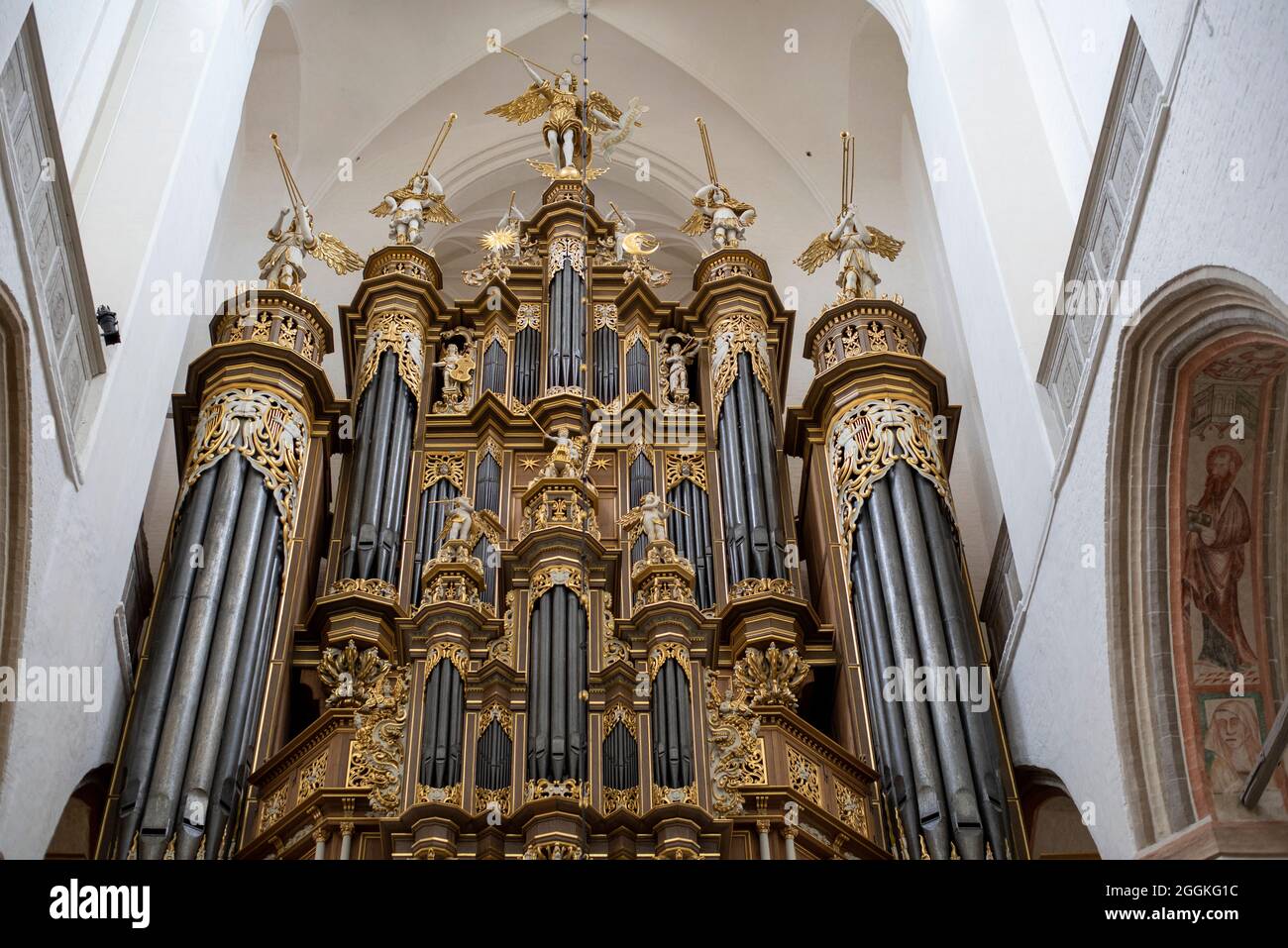 Germany, Mecklenburg-Western Pomerania, Stralsund, organ in the Marienkirche in the Hanseatic city of Stralsund, Baltic Sea Stock Photo