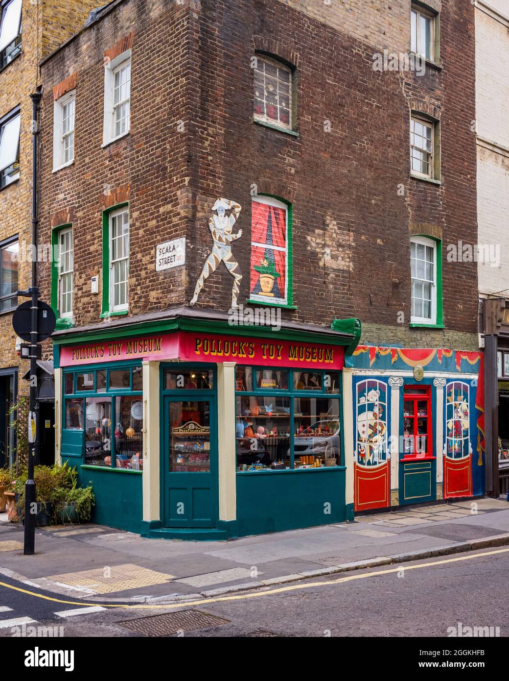 Scala nightclub and live music venue near King's Cross on Pentonville Road,  London, England, UK Stock Photo - Alamy