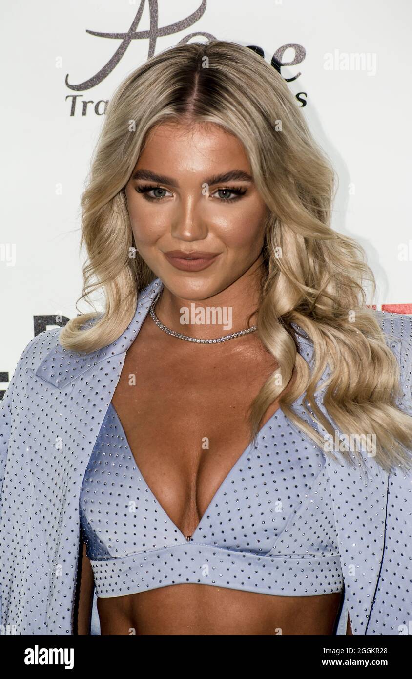 Molly Smith arrives at The 'Rise of The Footsoldier Origins' Premiere held  at Cineworld Leicester, 2021-09-01, London, UK Stock Photo - Alamy