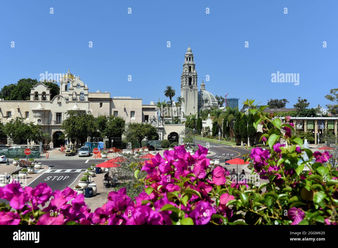SAN DIEGO, CALIFORNIA - 25 AUG 2021: Mingei International Museum and the Museum of Us in Balboa Park. Stock Photo