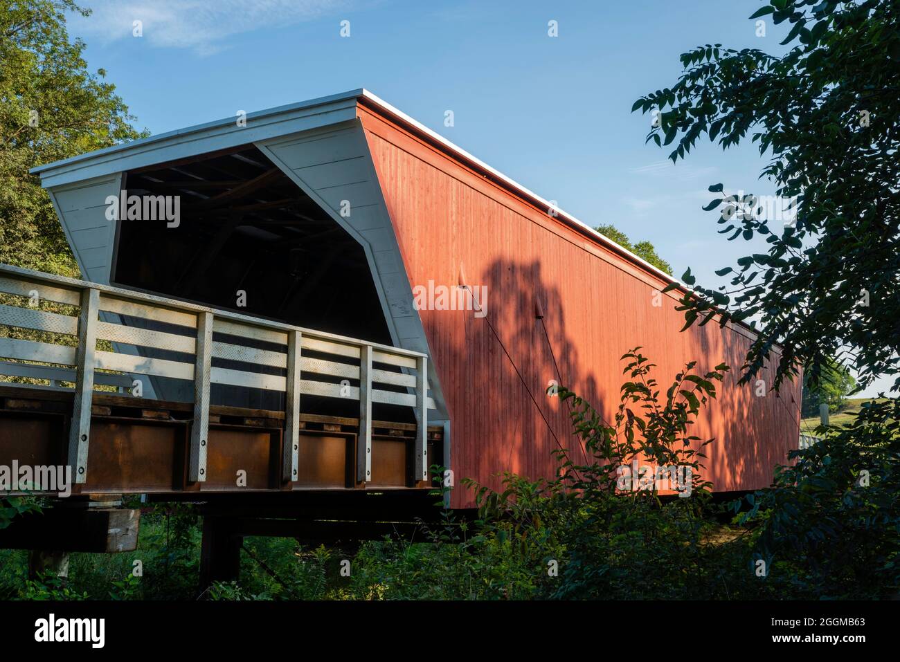 Madison county iowa bridge hi-res stock photography and images - Alamy
