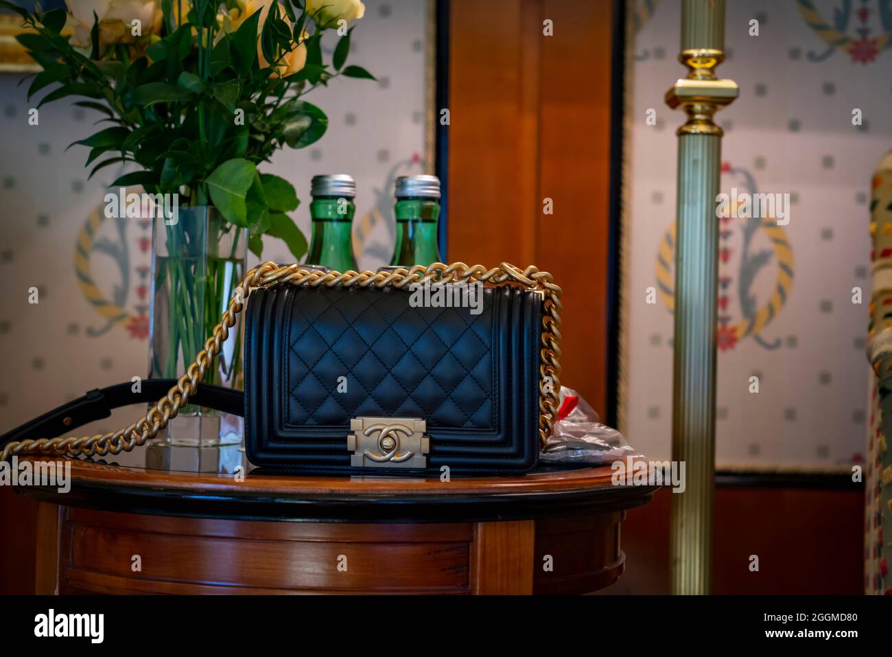 Chanel designer bag hi-res stock photography and images - Page 2 - Alamy