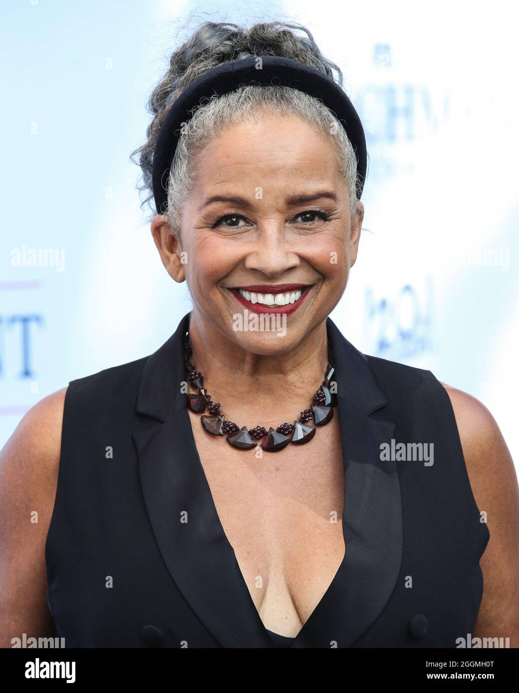 Rae Dawn Chong - IMDb